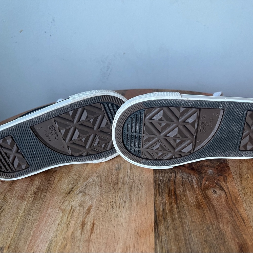 Converse Kids Sneakers (3 pair lot) - Picture 3 of 12
